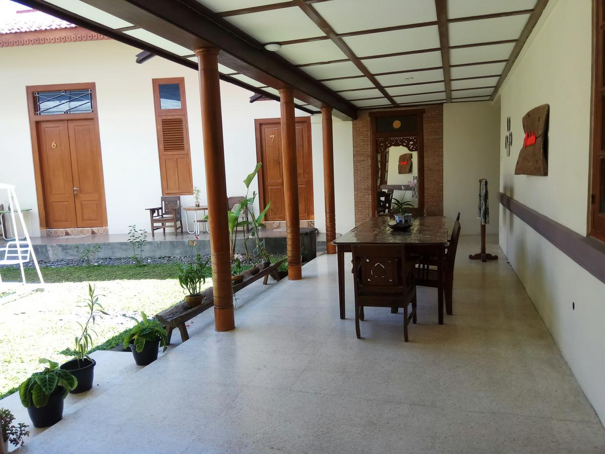 Doeloerkoe Homestay Surakarta  Luaran gambar